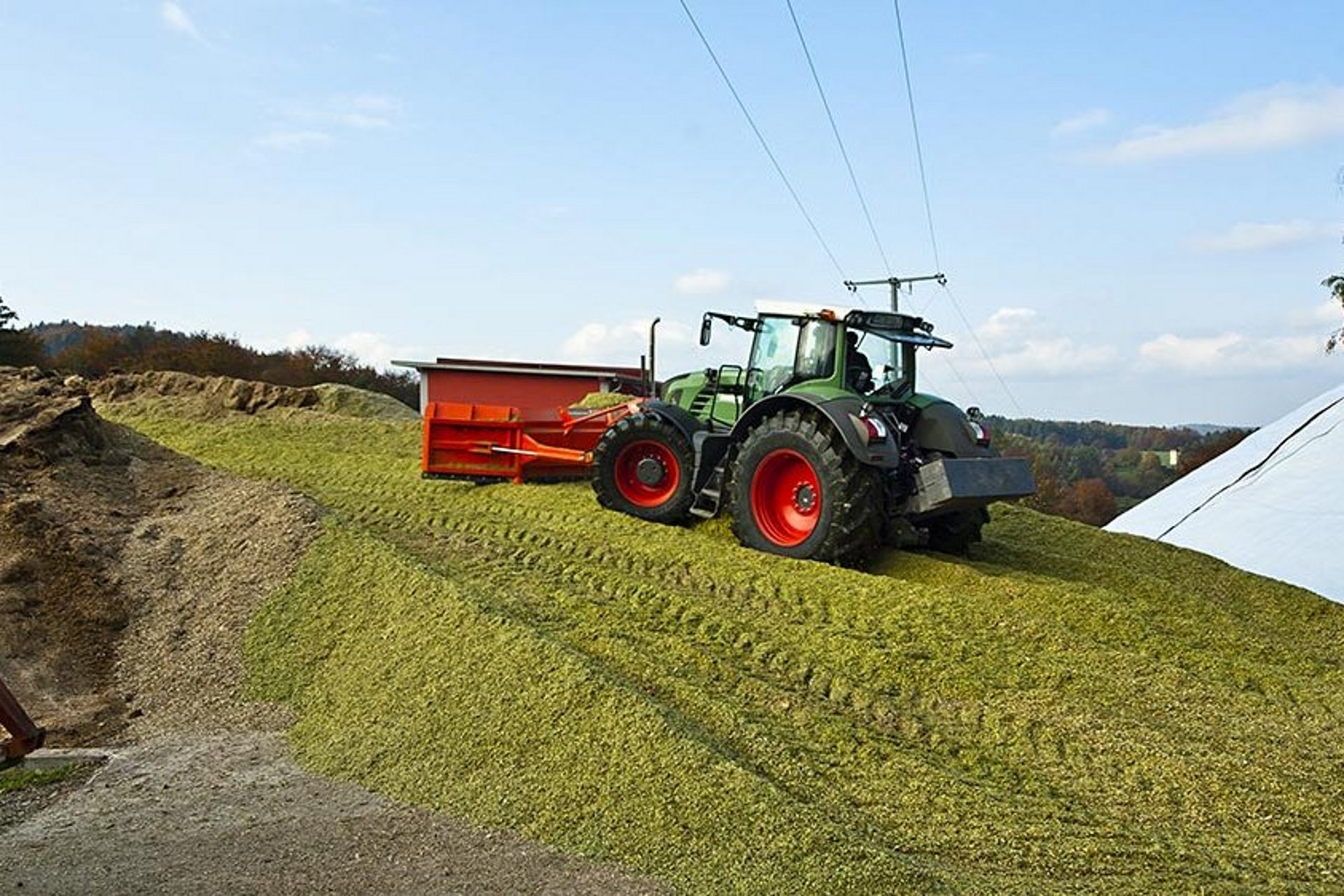 De sleufsilo is voornamelijk geschikt voor grote bedrijven en brengt veel problemen met zich mee.
