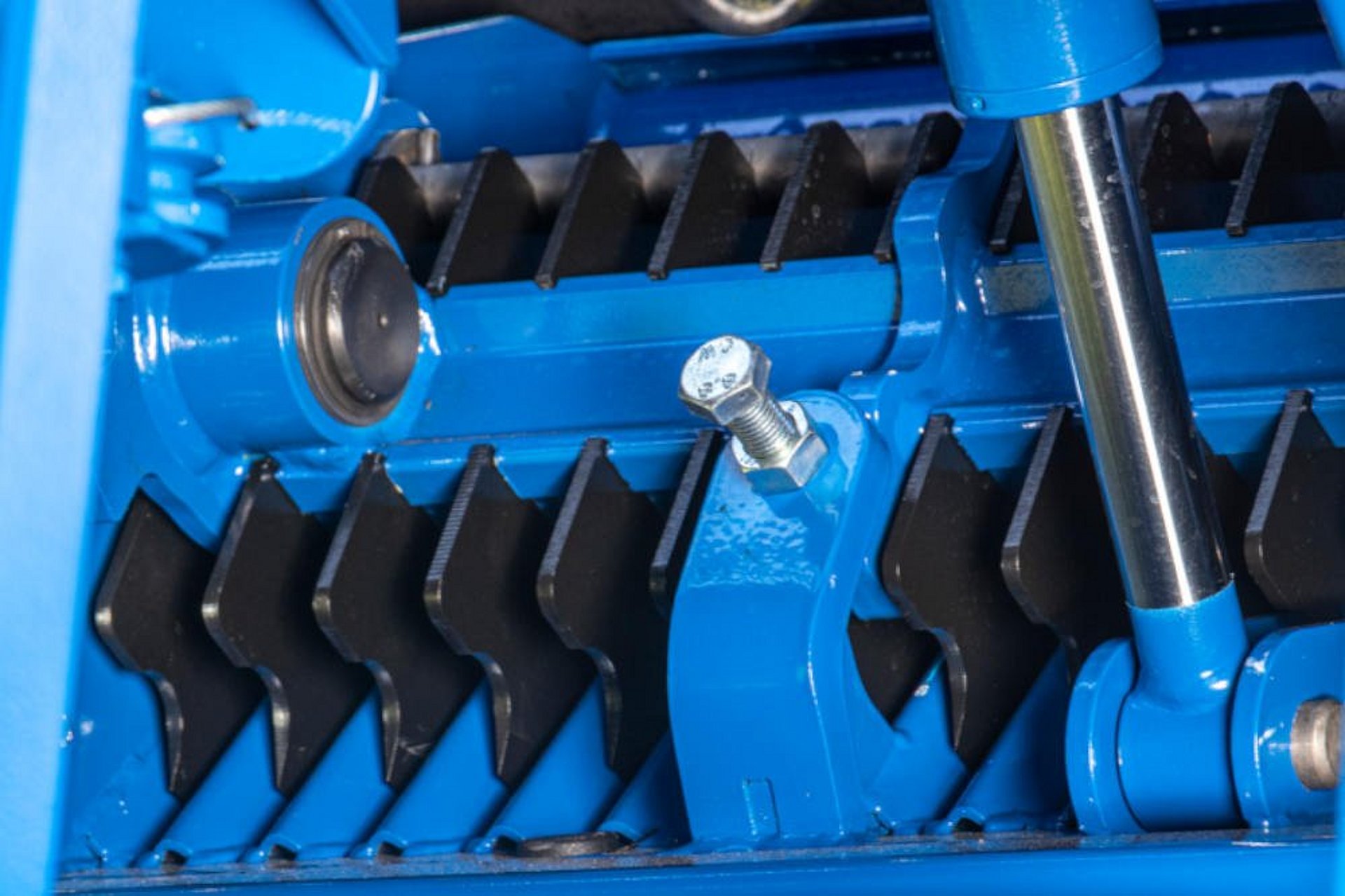 Nasz model G-1 F125 ze swoją długością cięcia wynoszącą dokładnie 35 mm mieści się w optymalnym zakresie.