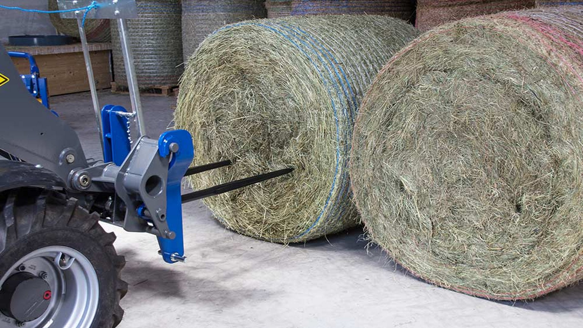 De transportdoorn is speciaal ontworpen voor het transport van ongewikkelde ronde balen.