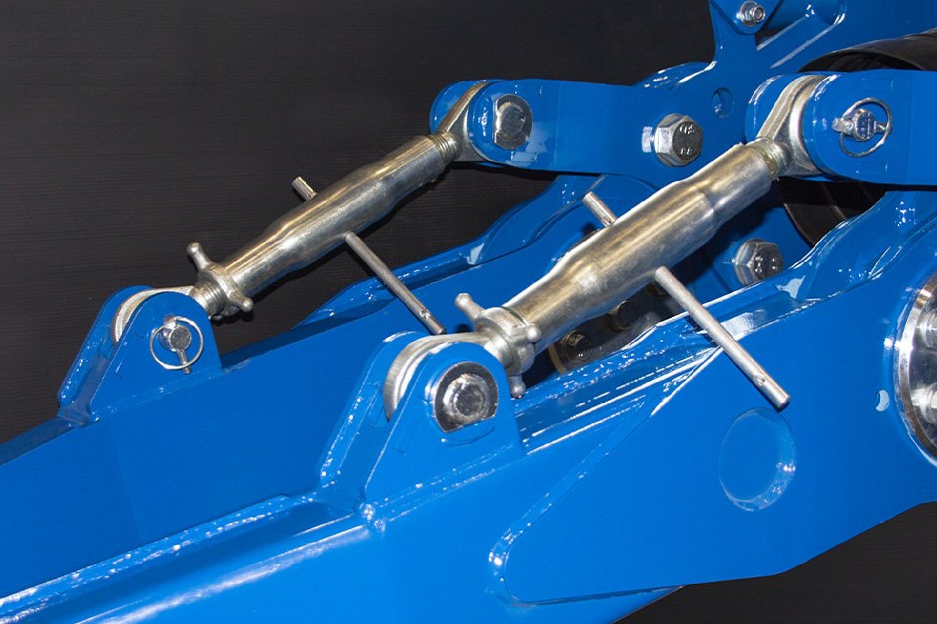 GÖWEIL biedt standaard een mechanisch verstelbare dissel aan.