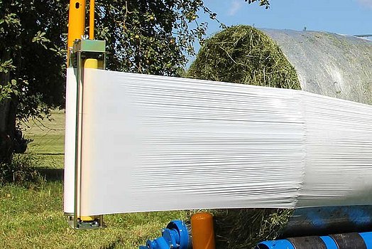 Les balles sont emballées de manière rapide, propre et étanche à l’air.