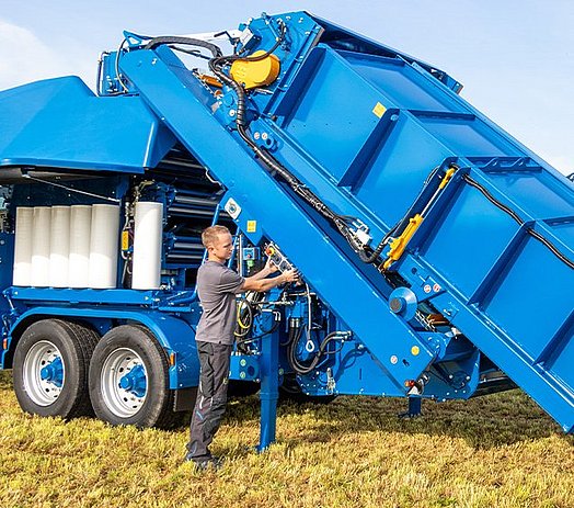 Stortbak laten zakken