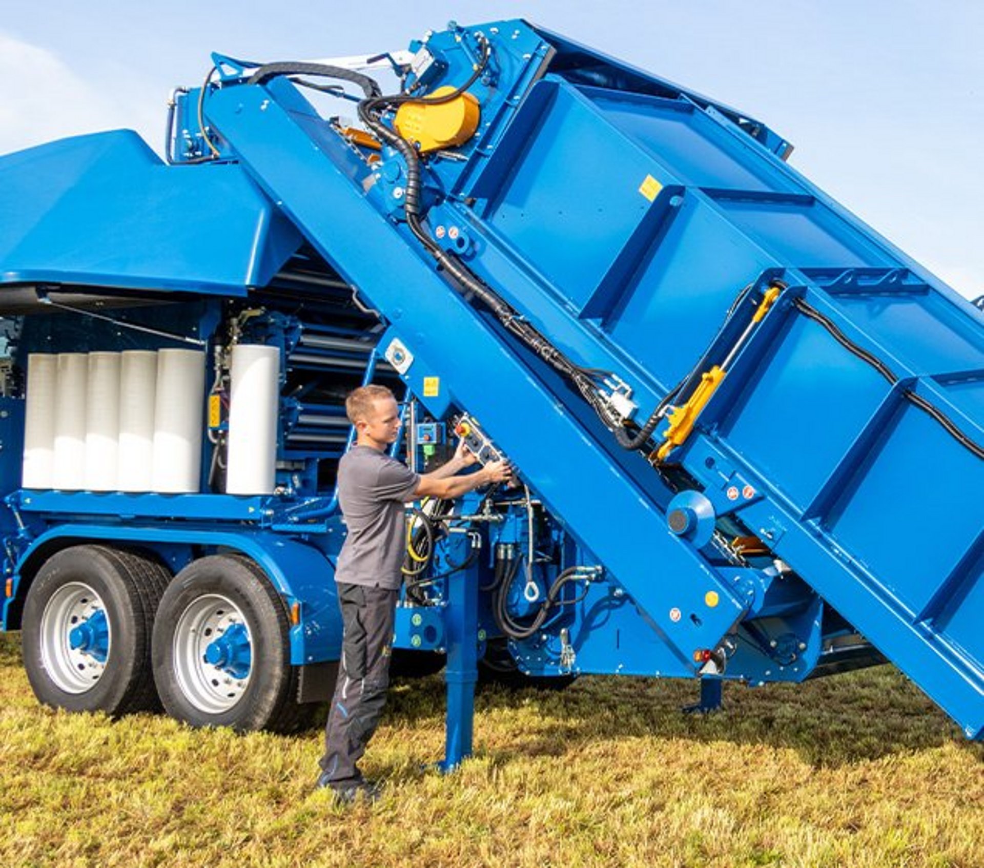 Stortbak laten zakken