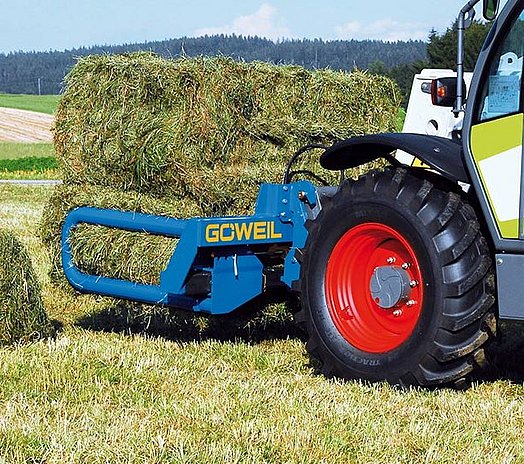 The BTGQU will also transport double bales without a hitch.