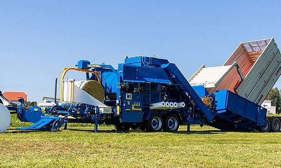 La LT-Master permite prensar y envolver perfectamente los materiales más diversos.