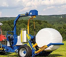 La dépose des balles se fait en douceur vers l’arrière.