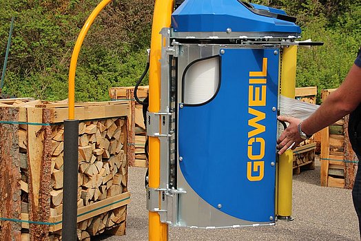 Una particularidad es la unidad de preestirado de lámina desplazable hidráulicamente.