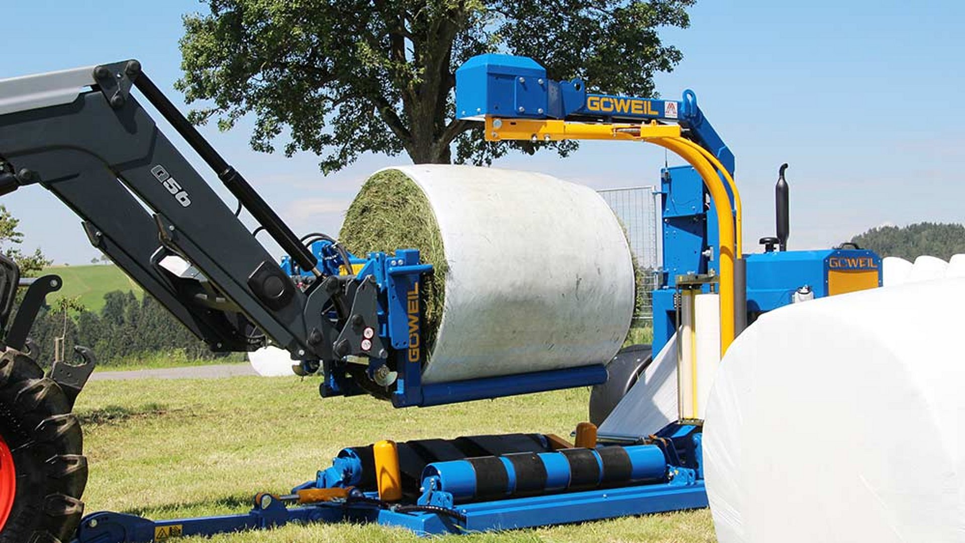 Door de lage constructie kan de wikkelaar gemakkelijk worden beladen.