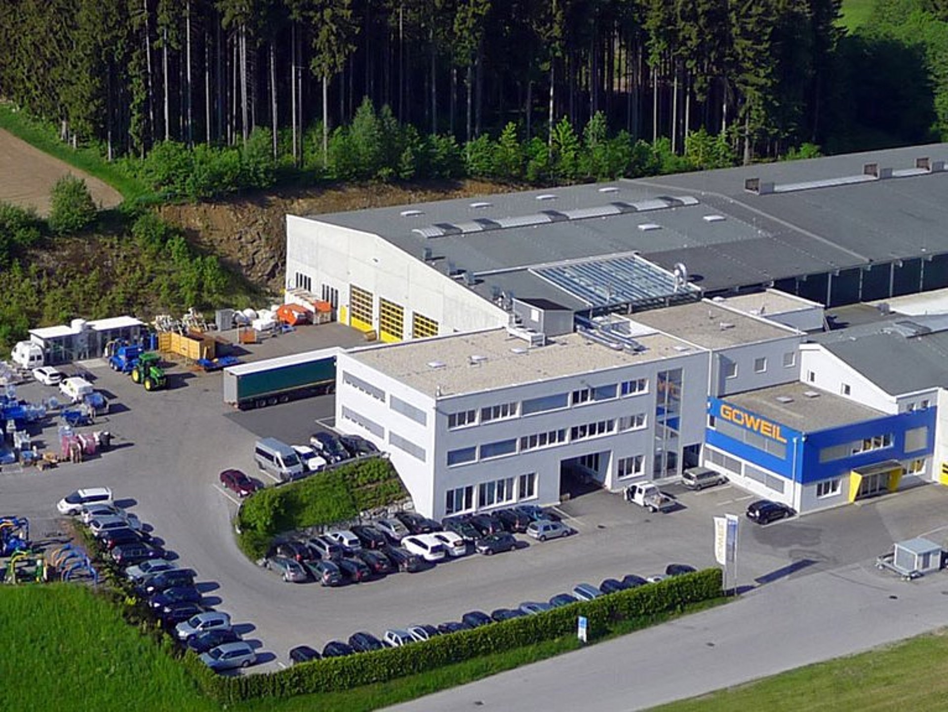 Der Hauptsitz der Firma GÖWEIL ist in Kirchschlag bei Linz (Oberösterreich).