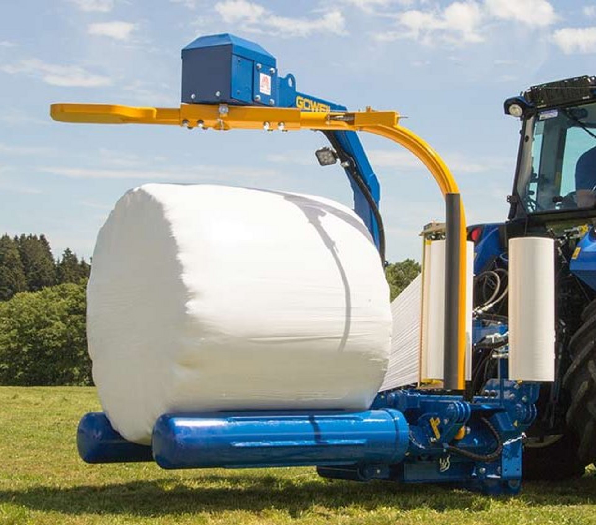 De rollenwikkelaar G1015 overtuigt door de zeer compacte en robuuste constructie.