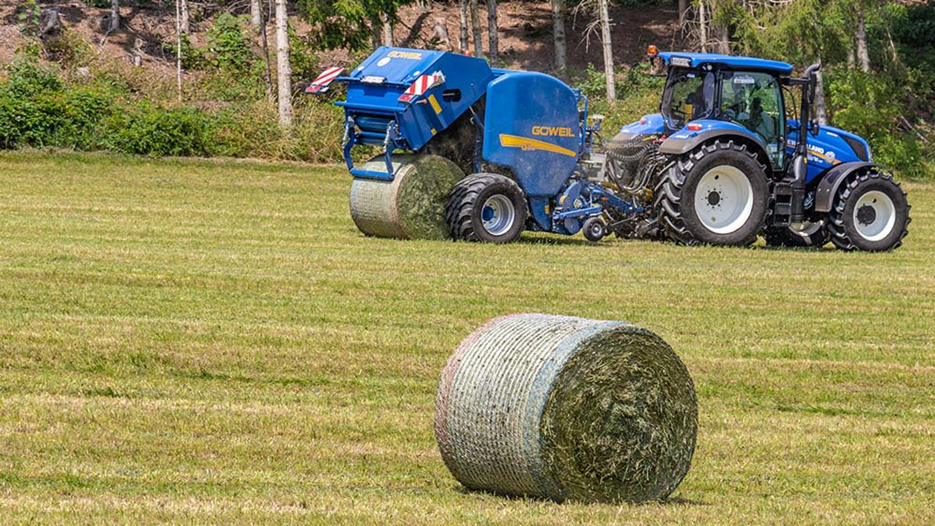 Fixed chamber round baler: G-1 F125