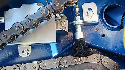 Brosses pour répartir l’huile