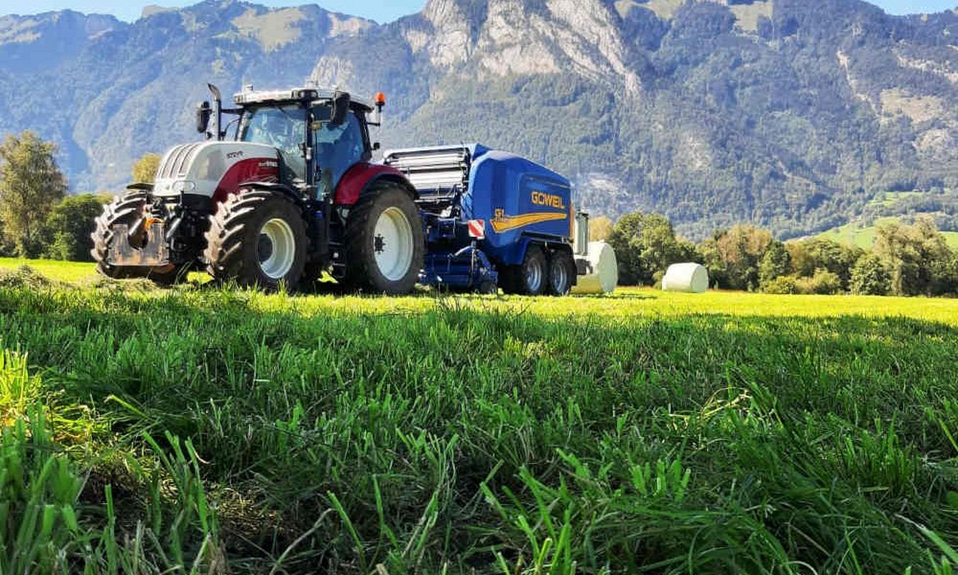 Dzięki G-1 F125 Kombi procesy prasowania i zwijania są realizowane w jednej maszynie.