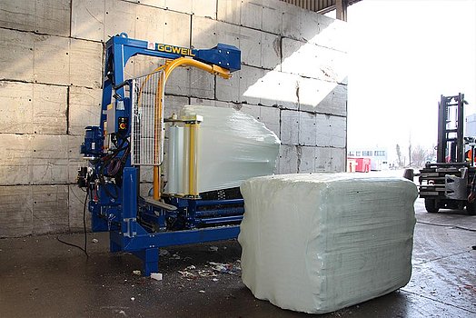 Die GÖWEIL G3010 Q Industrie im Arbeitseinsatz.