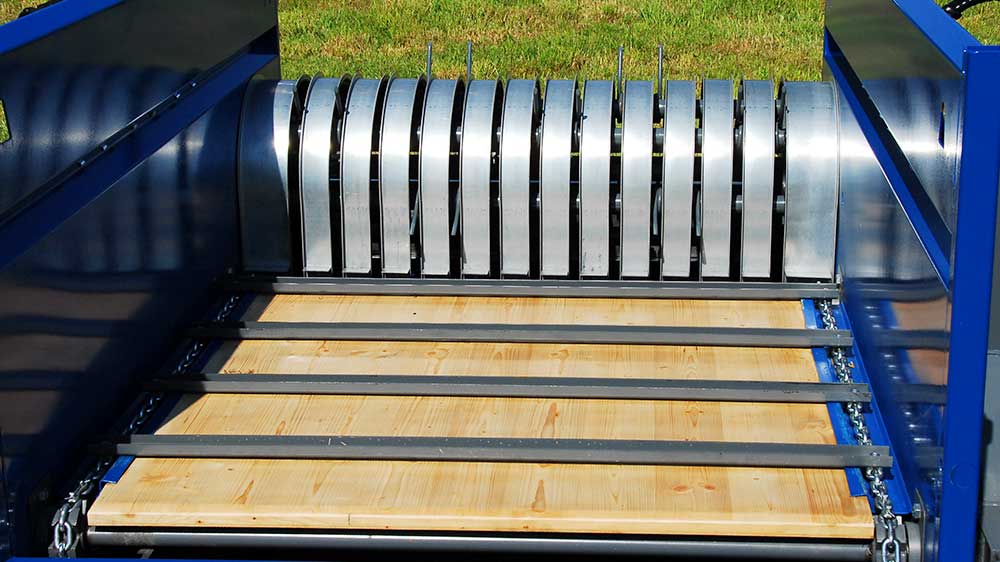 Scraper floor of the GÖWEIL RBA bale unroller