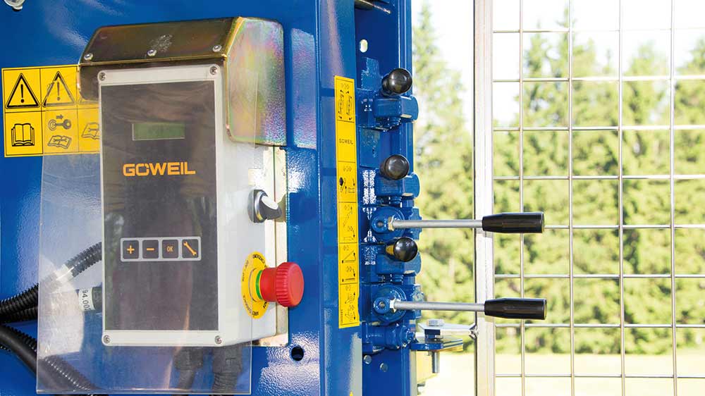 The controls on the machine provide for exceptional ease of use